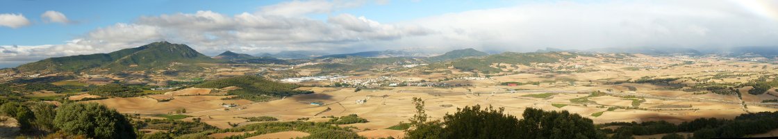 Lizarreriaren gaineko ikuspegi zabala Mauriaindik