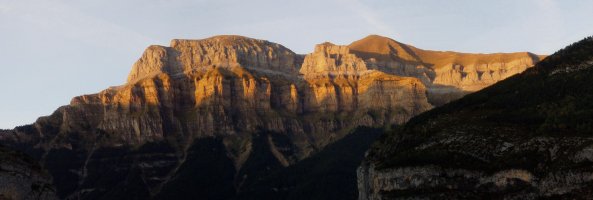 Mondarruego eta Escuzana ilunabarrean