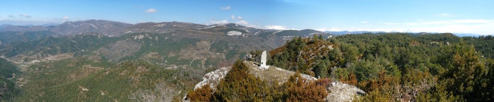 Panorama zabala Aldaxurreko gailurretik