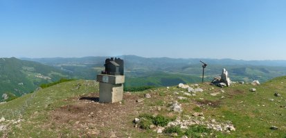 Ergako gailurra, Iratxo elkartearen txartelontzi berriarekin