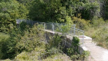 Erreka gaineko pasabidea