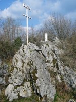 Tontorreko gurutzea, erpin geodesikoa eta buzoia