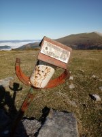 Keixugaina (1132m) tontorreko postontzia