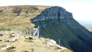 Eskutxi (1185m) Eskaileratxoak atakatik ikusita