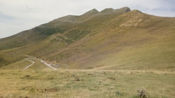 Orhi (2017m) Orhibizkar (1605m) aldetik