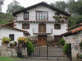 Uhaldea etxea, Ariztegi-Baztan