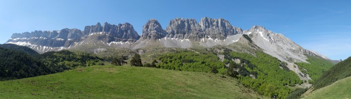 Alanoetako haitzak iparraldetik