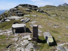 26. mugarria Larrunen