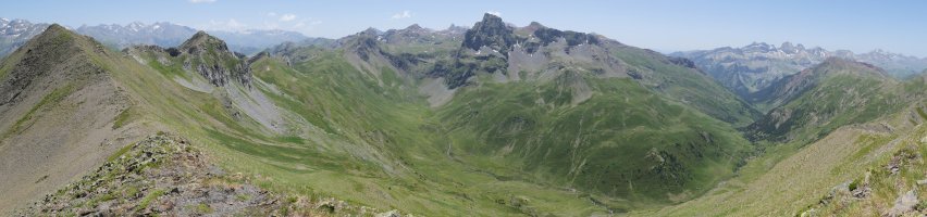 Canal Roya ederra Pic d'Anéou eta Anayet artean