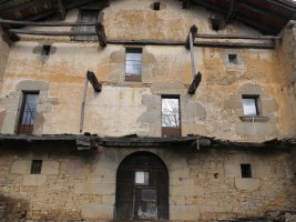 Beramendiko Apezetxea etxearen ataria