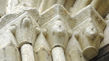 San Pedro eliza, Zuhatzu-Kuartango