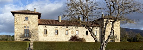 Iturrate Jauregia. Zuia (Sarria)