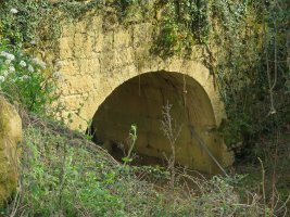 Suso errotako zubia, Bastida