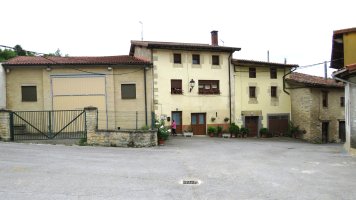 Etxeak, Arluzea-Bernedo