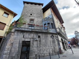 Udaletxea. Urduña