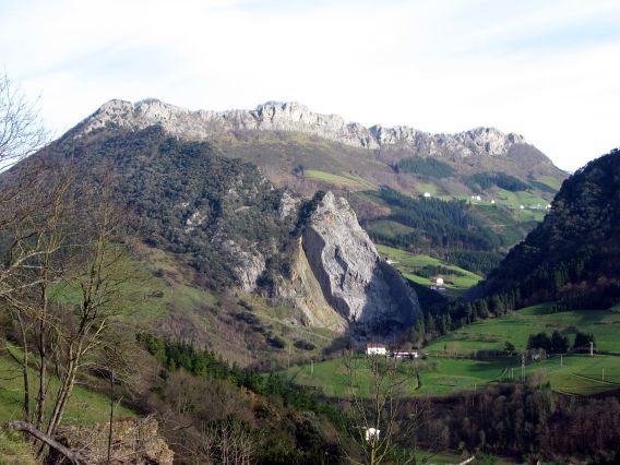 Intzartzu eta Arratetako haitzartea