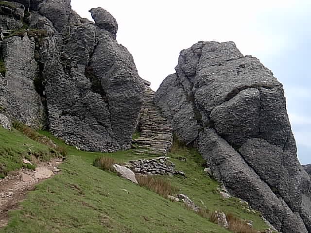 Mendaurrerako azken pasarteko harrizko eskilarak
