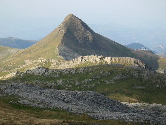Larrako karstetik ateratzeko erreferentzia egokia