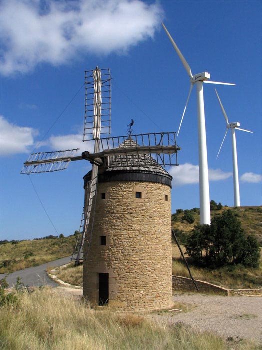 Gerinda parkean dagoen nahasketa polita.