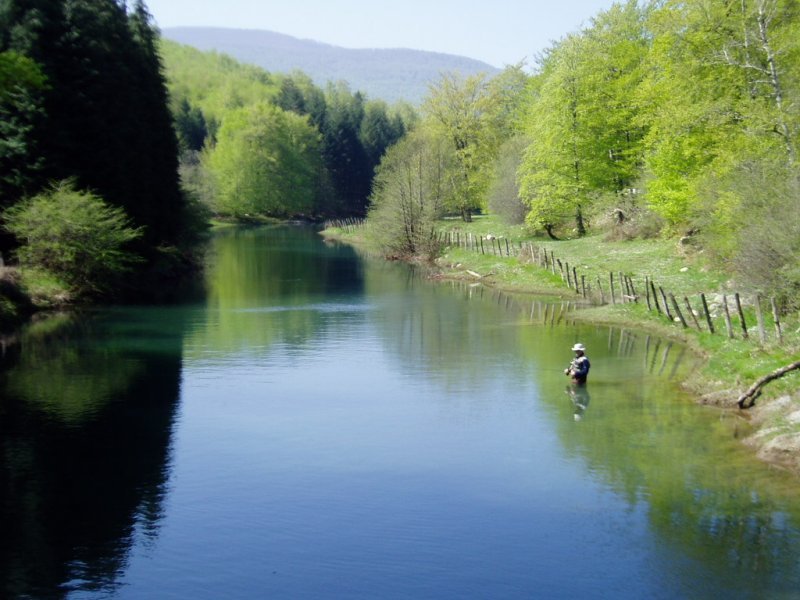 Irabia urtegiaren ertza Egurgi zubiaren gainetik