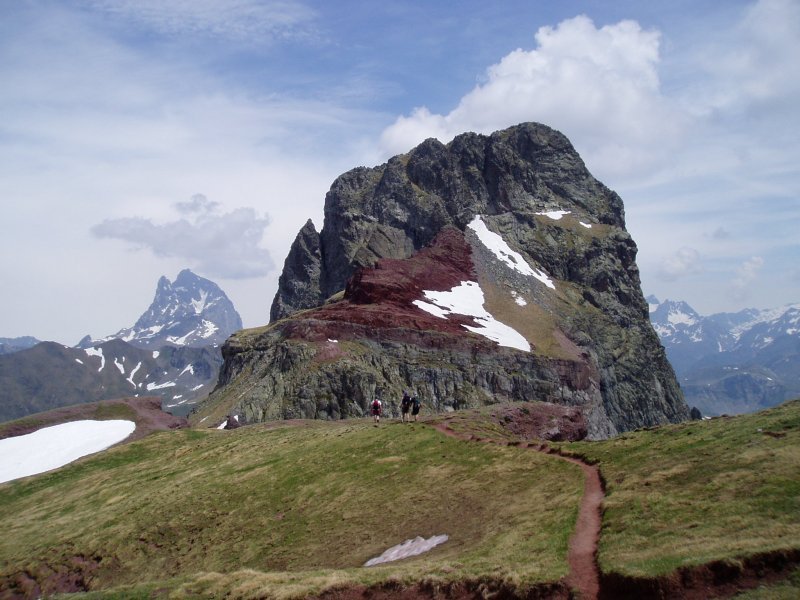 Rojo lepotik ikusita
