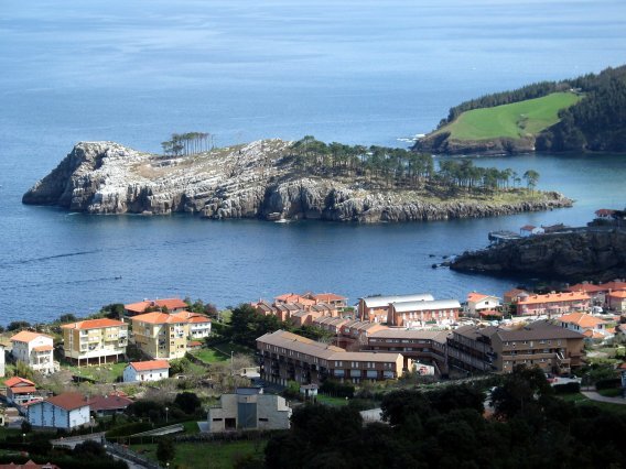 Lekeitioko ikuspegia igoeratik