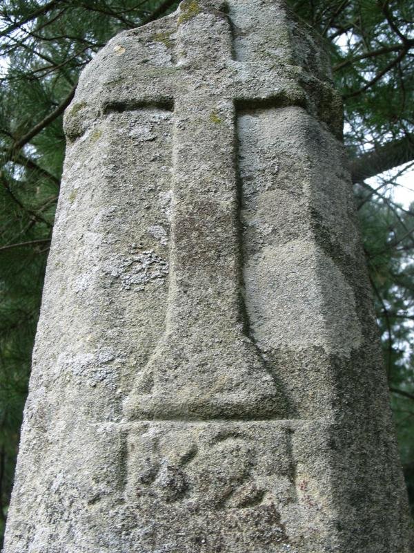 Gurutzbideko zutarri zaharra Urnieta aldean