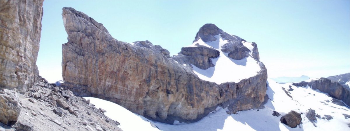 Errolanen ataka eta Kaskoa mendebaldetik ikusita