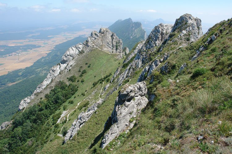 Larrasako tontorretik ikusita