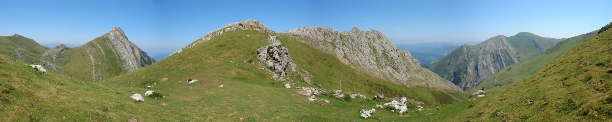 Larraone, Etitzegi aldetik ikusita