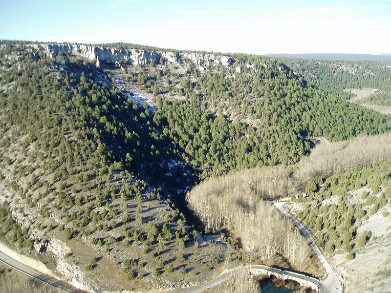 Arroilaren beheko ertza