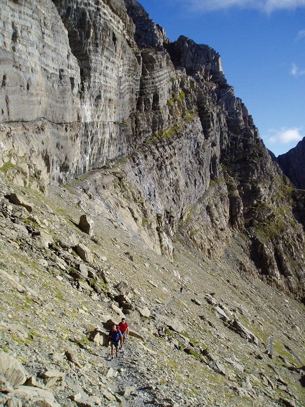 Pinetako Balkoira igotzen den bidearen azkenengo zatia