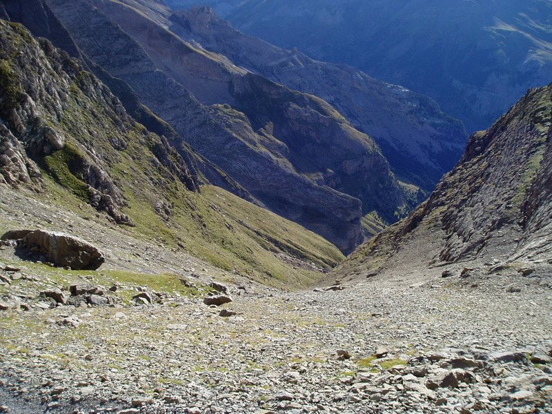 Pinetako Balkoira igotzen den bidearen azkenengo zatia