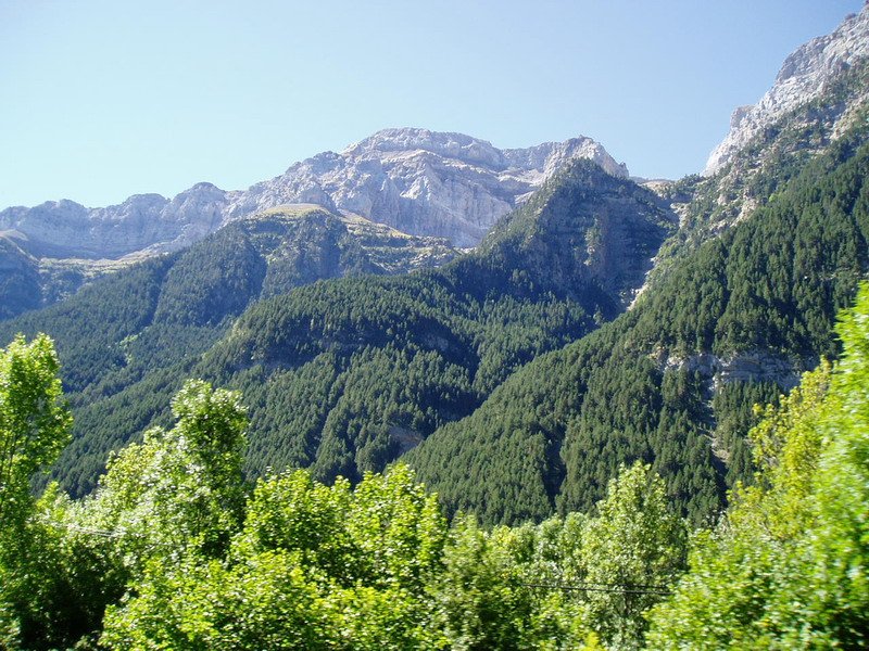 Tucas mendikatearen ikuspegi bat