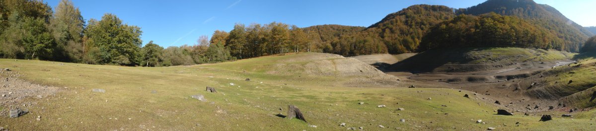 Leurtzako goiko urtegia, hutsik