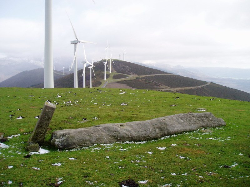 Mugarriaundi zutarria Sekillaga gainean