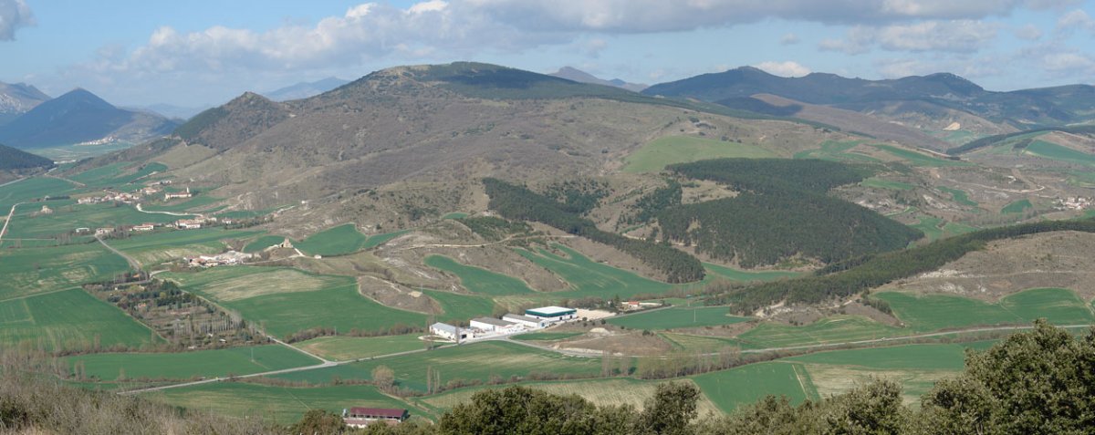 Ezkabako bizkarretik ikusita