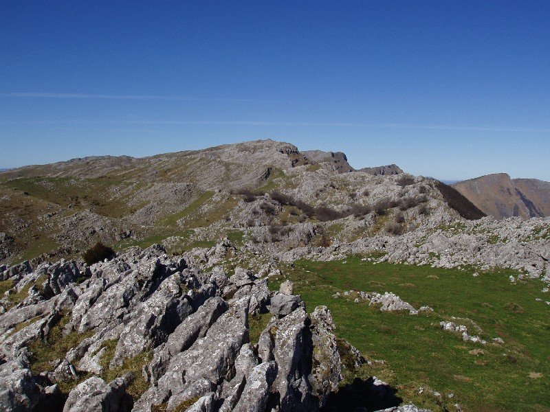 Aitzear mendiko gailurra (1286m)