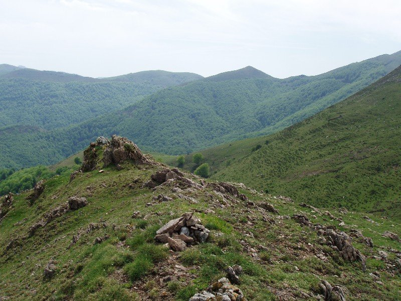 Olari (1048m), gailurra