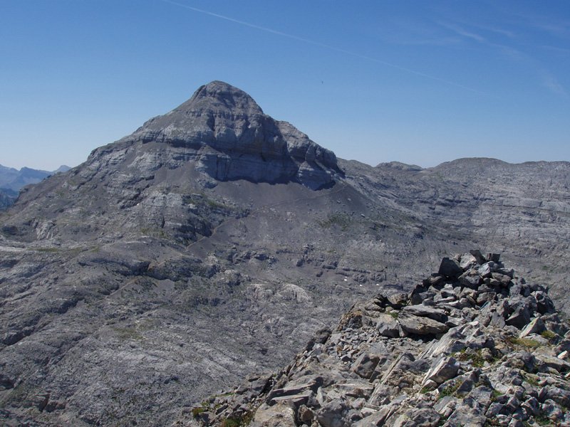 Soumcouyko gailurra eta Auñamendi