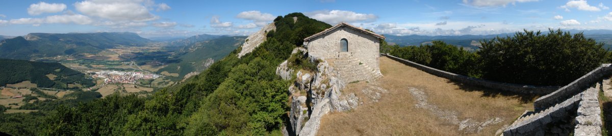 Ermita eta inguruetako panoramika