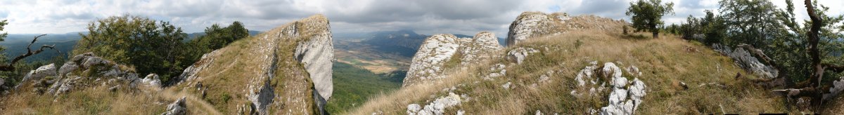 Ekialdeko gandorreko pasarte bat (360º)