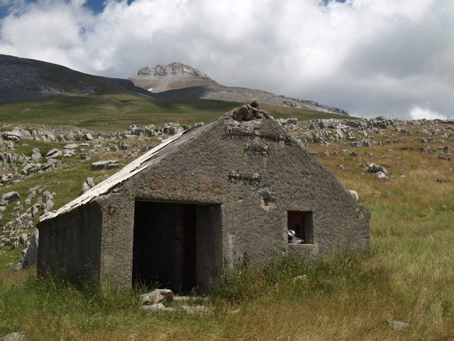 Los Cubilares aterpea