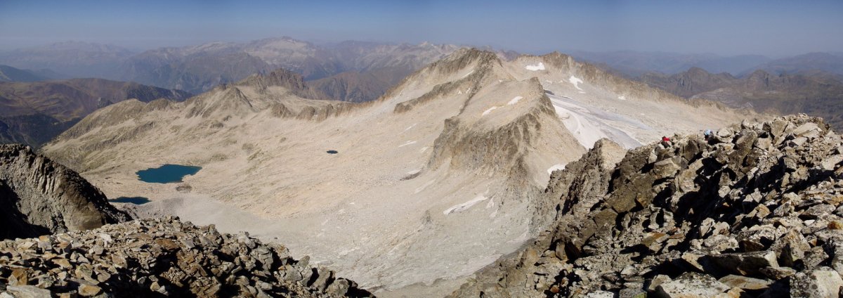 Ipar-mendebaldera ikuspegia