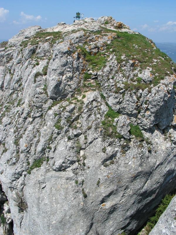 Tontorra aldameneko haitzetik