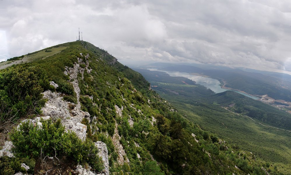Gailurra eta Esako urtegia, mendebaldetik