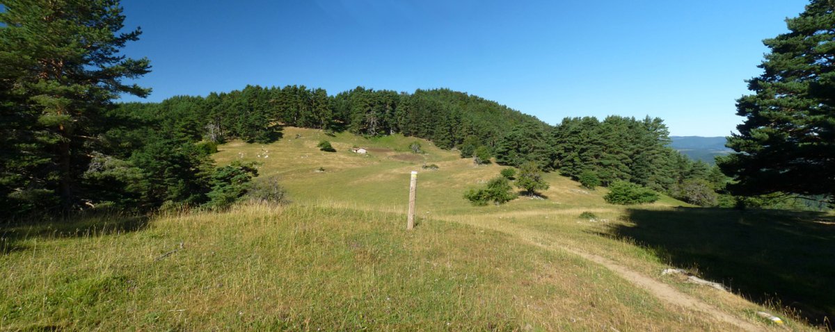 Kuartilloren borda, Ekialterreako hegietan
