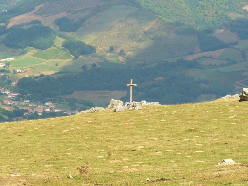 Gurutzea gailurretik iparraldera