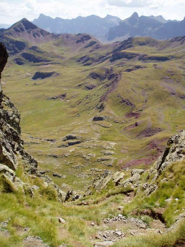 Tontorrera eramaten duen kanaletik hegoaldera ikuspegia