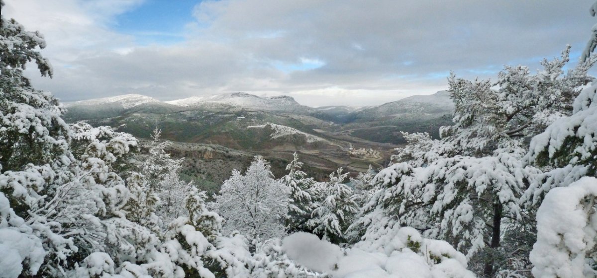 Nagore herria Zaziaingo gailurretik